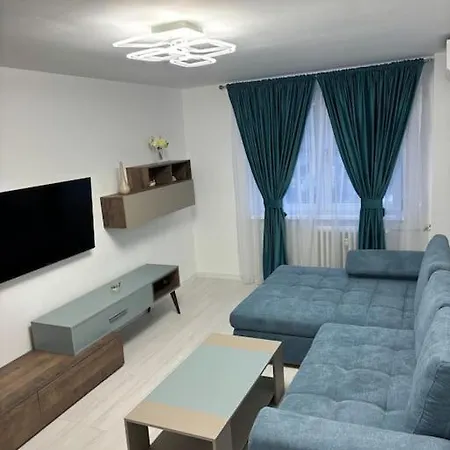 3 Decomandat * Bucharest