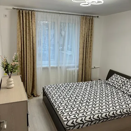 3 Decomandat Bukarest