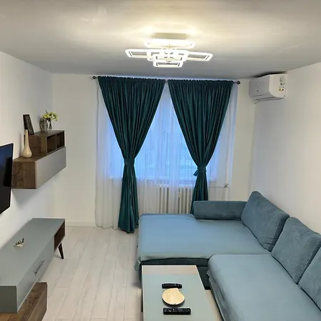 Apartment 3 Decomandat Bucharest