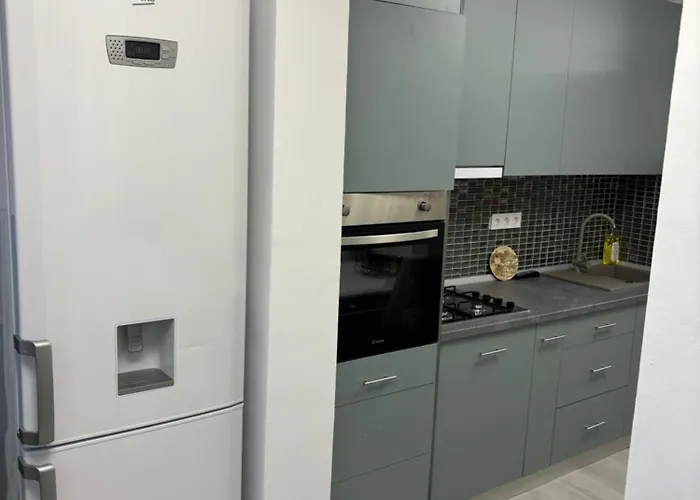 Apartament 3 Decomandat Bucureşti