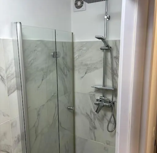 Apartament 3 Decomandat Bucureşti