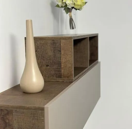 Apartament 3 Decomandat *